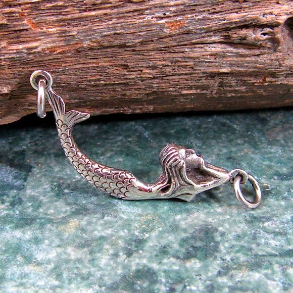 Solid 925 Sterling Silver 3D Mermaid Pendant, Atargatis Jewelry Connector Charm - Picture 3 of 8